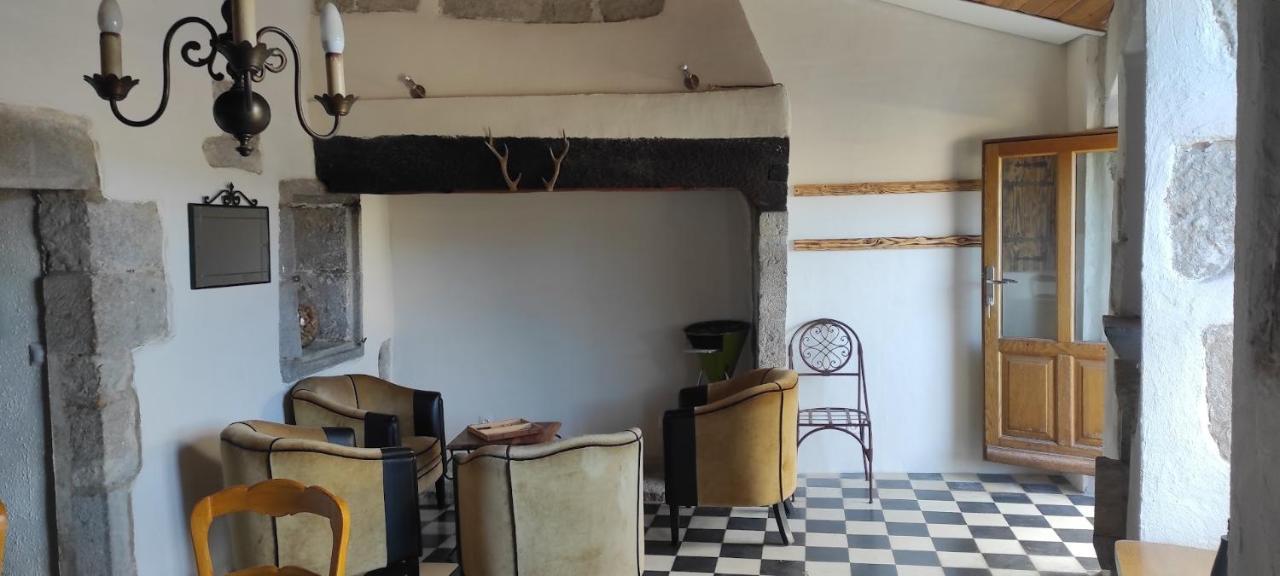 Maison Pierre Et Voute Au Coeur Du Village บาลาซูค ภายนอก รูปภาพ